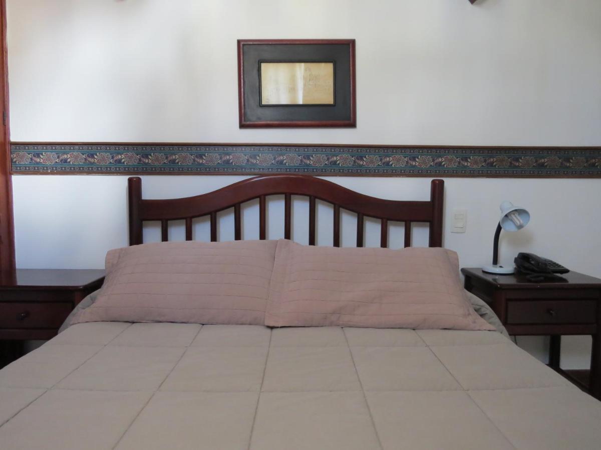 Hotel Colonial أورو بريتو المظهر الخارجي الصورة