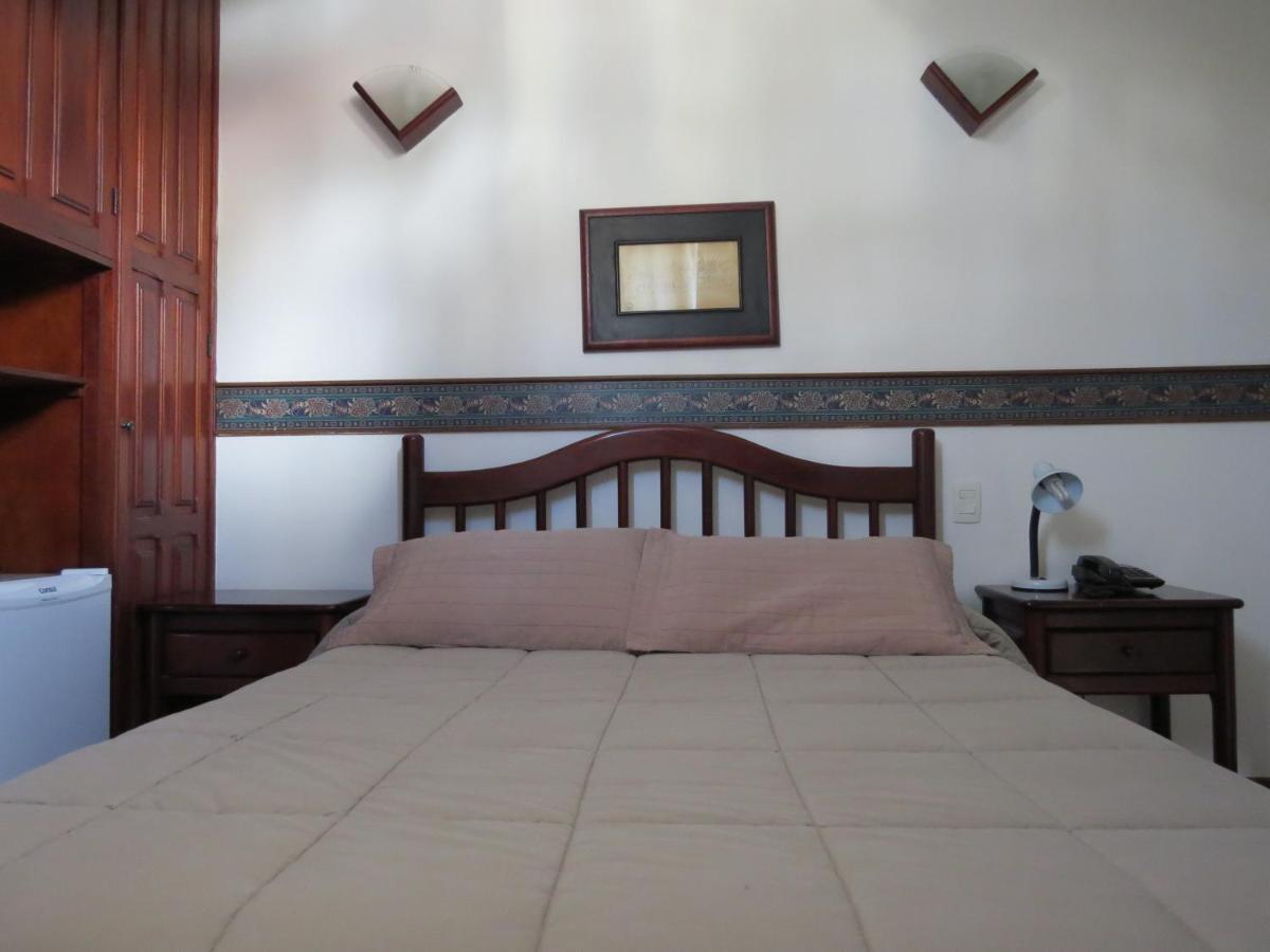 Hotel Colonial أورو بريتو المظهر الخارجي الصورة